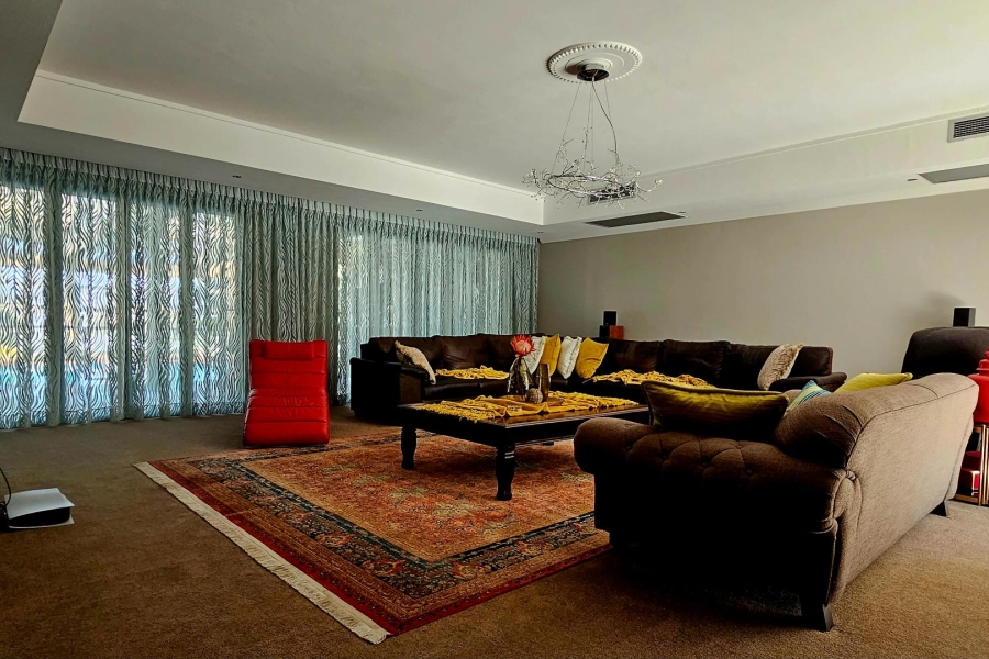 4 Bedroom Property for Sale in Heuwelsig Free State
